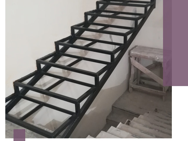 Демонтаж лестниц на металлокаркасе в Боре: быстрый вывоз и разбор