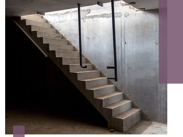 Изготовление и монтаж лестниц в подвале в Боре