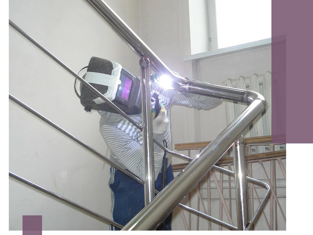 Монтаж перил и ограждений качественно в Боре