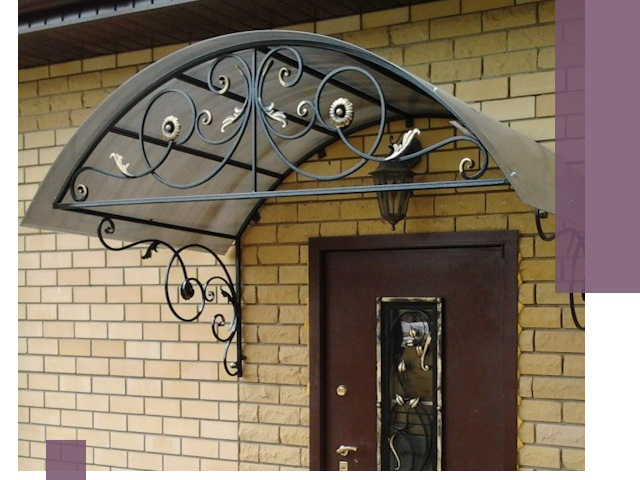 Изготовление козырьков из металла под ключ в Боре