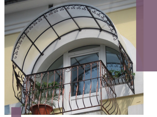 Козырьки над балконом в Боре — изготовление и монтаж