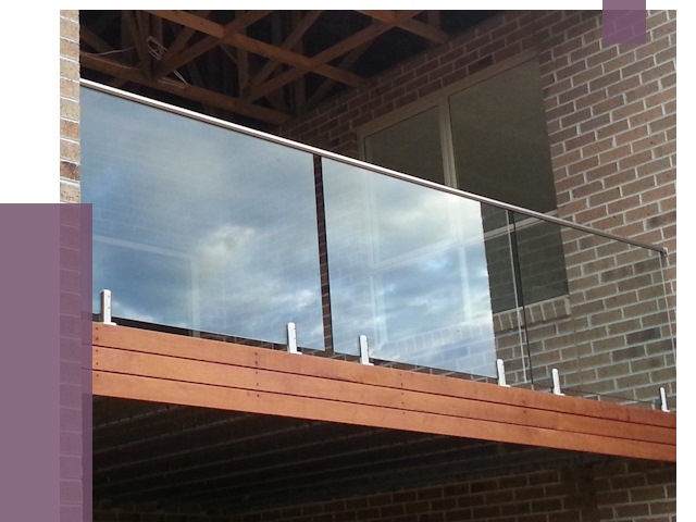 Стеклянные парапеты на крыше и террасе в Боре от 11689 руб. | ПРОЛЁТ-Бор