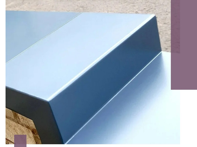 Крышки на парапет в Боре: изготовление и монтаж под ключ