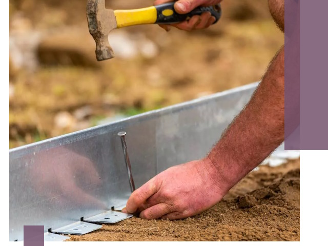 Монтаж металлических бордюров в Боре быстро и качественно