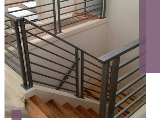 Изготовление поручней из металла и дерева в Боре