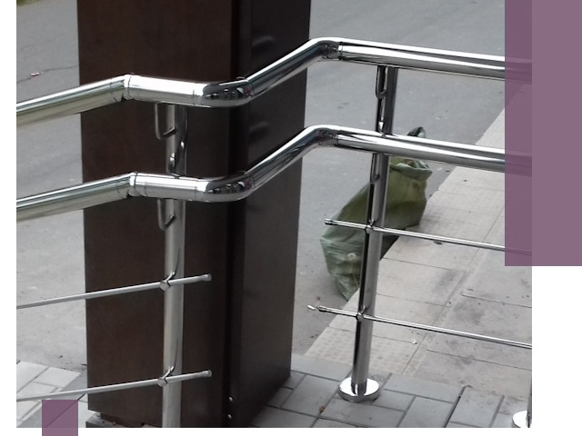 Монтаж поручней из нержавеющей стали в Боре качественно и быстро